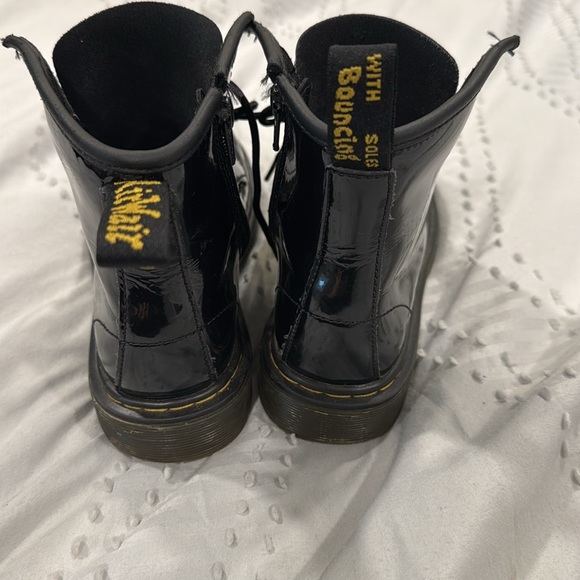 Kids Dr. Martens boots - Picture 2 of 5
